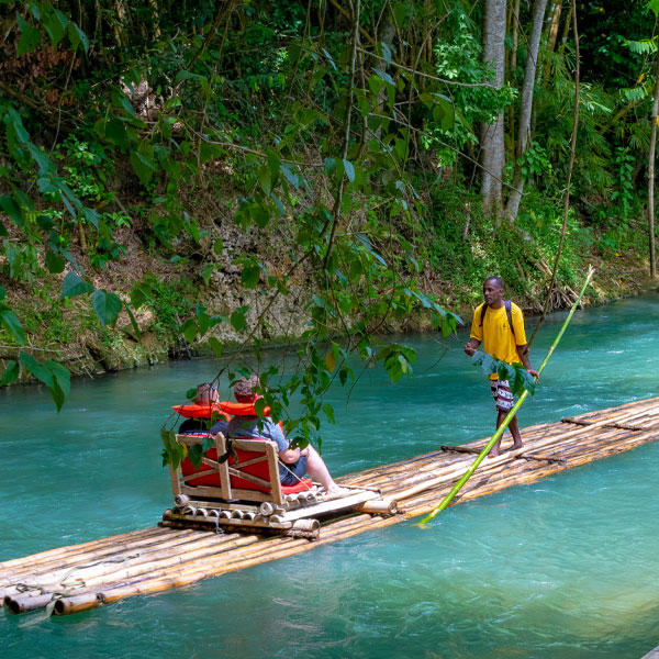 Travel Leaders Image