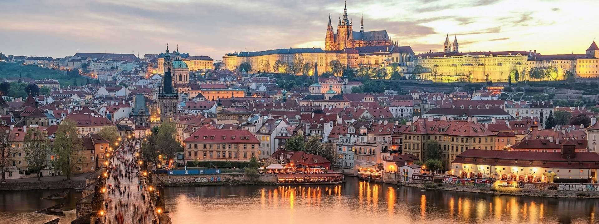 DESTINATION SPOTLIGHT: PRAGUE IN SUMMER