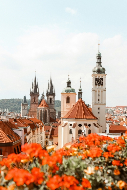 DESTINATION SPOTLIGHT: PRAGUE IN SUMMER