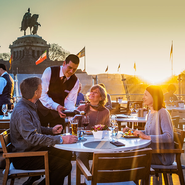 Travel Leaders Image