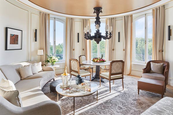 Travel Leaders Image