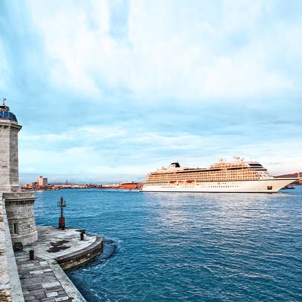 Travel Leaders Image