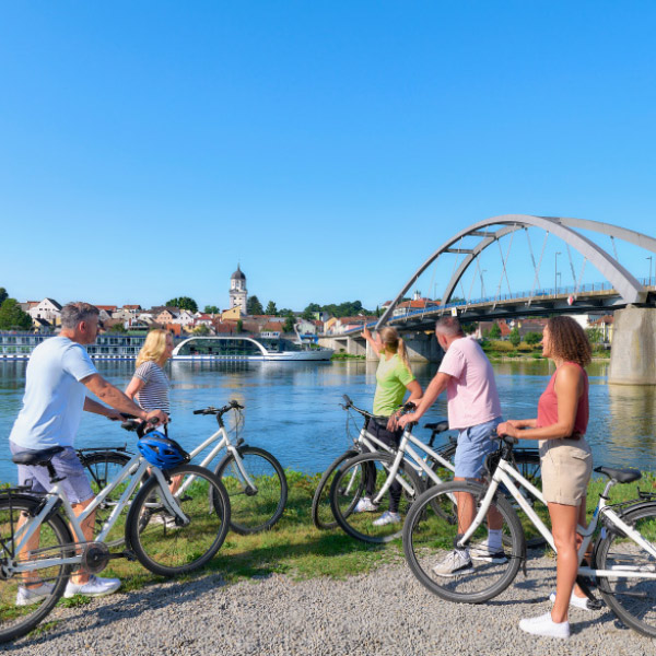 Travel Leaders Image